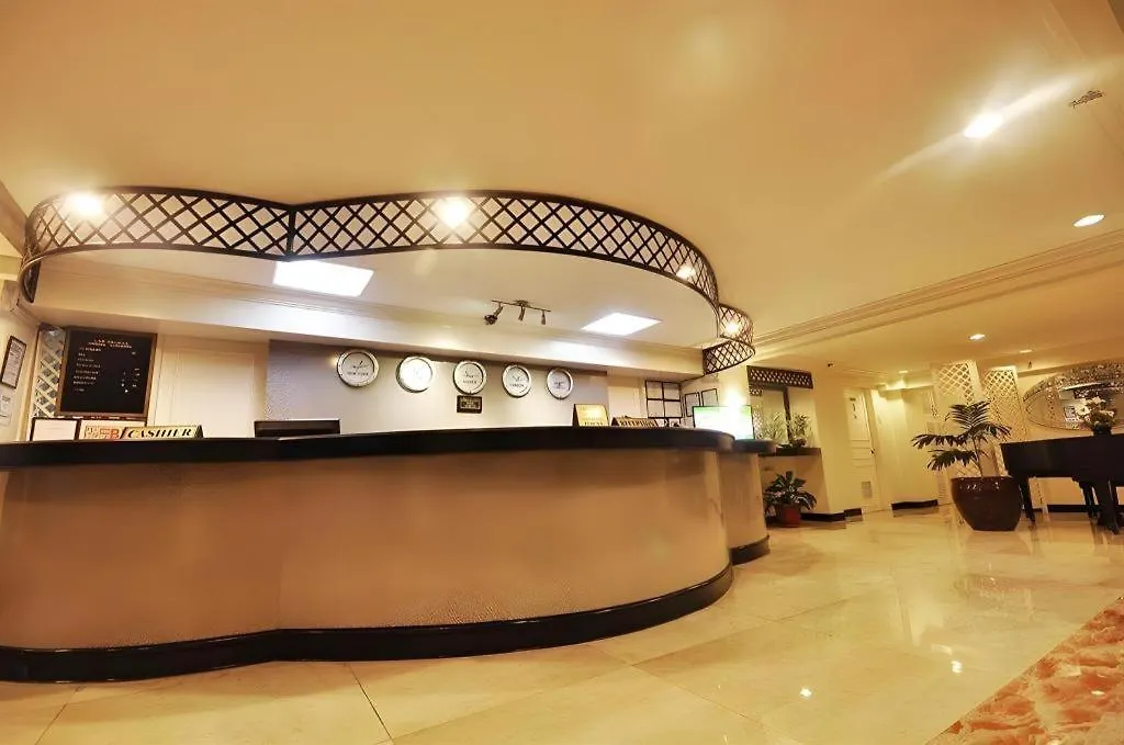 Las Palmas Hotel De Manila 3*,  Philippines